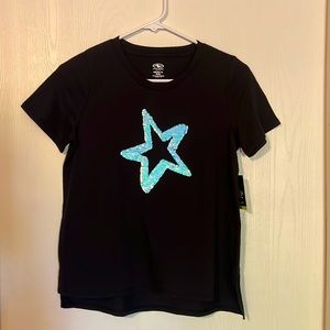 Girl’s Large Athletic Works Star Tee!